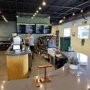 sushi and sashimi, interior