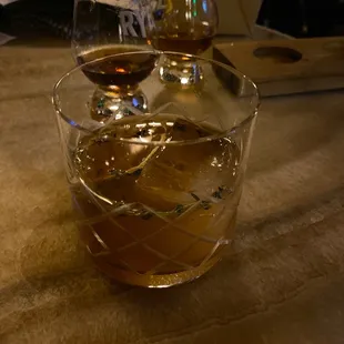 Maple thyme old fashion