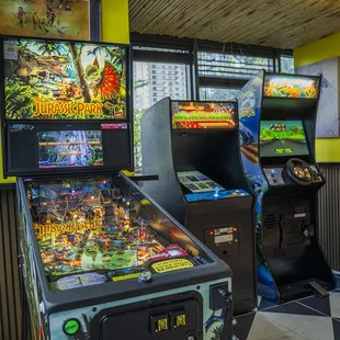 Vintage arcade games