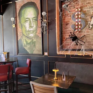 Some pictures of the inside of The Capital Room.