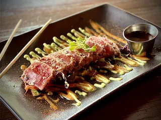 The District Eatery Tap & Barrel