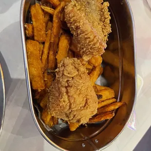 Cat fish kids meal w/sweet potato fries