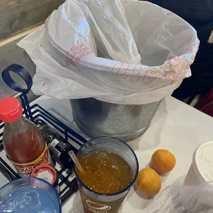 Smart! Bucket for seafood discard