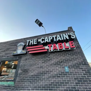 The Captain&apos;s Table