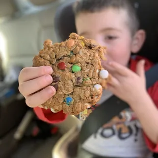 Monster cookie