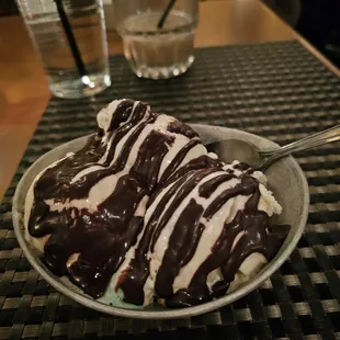 Peppermint Ice Cream with Chocolate Ganache