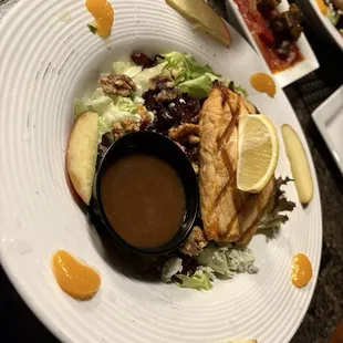 Caroline salad with salmon. Yum!