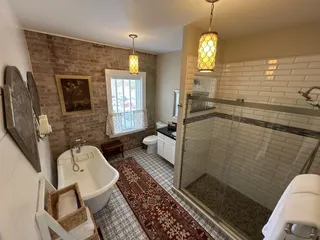 Bisbee Brownstone Suites