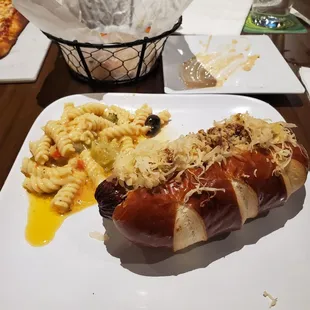 Brat with pretzel bun. The macaroni stuff was really good.