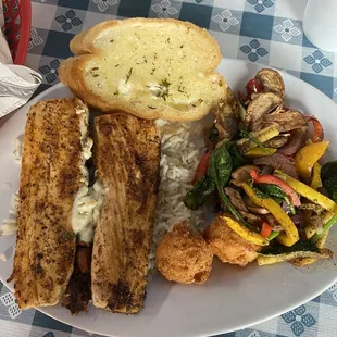 Grilled mahi mahi with vegetables