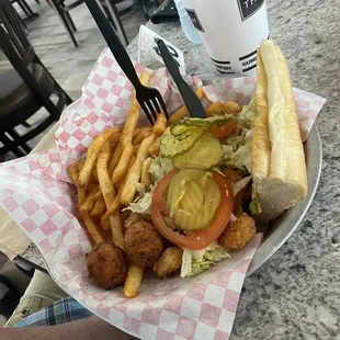 Shrimp poboy