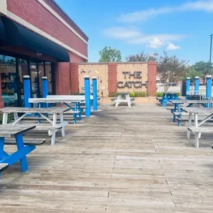 Spacious Outside Patio Dining Area