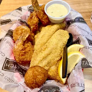 Large Shrimp &amp; Catchfish Combo
