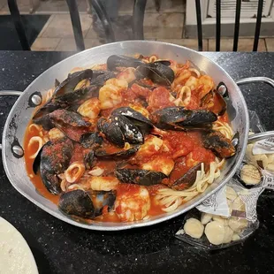 Seafood pasta