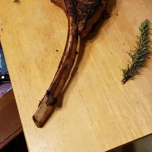 Wagyu Tomahawk