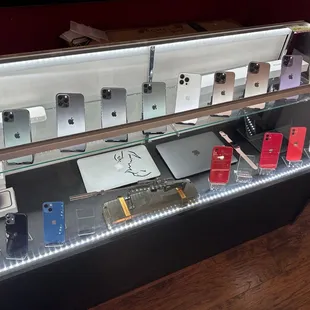 Good selection of Apple products!