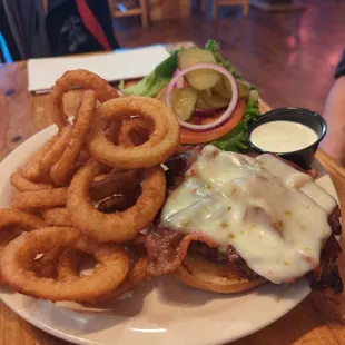 Bacon cheeseburger