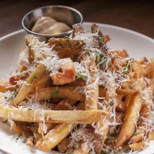 pasta dish, pasta, food