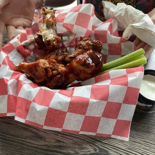 Barbecue wings