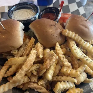 Buffalo Chicken Minis -yum!!