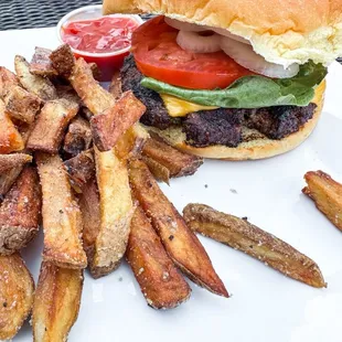Cheeseburger &amp; fries
