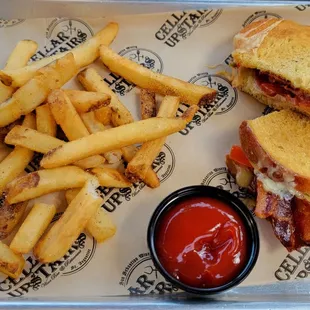 Grilled cheese and fries