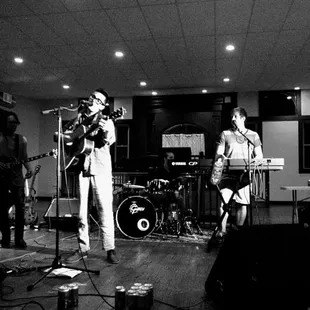 Charlie &amp; the Foxtrots ,  direct from Nashville