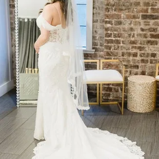 Bride in bridal suite