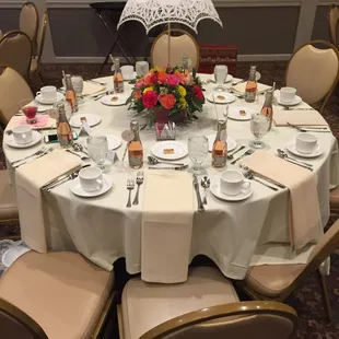 Worked with Jackie who was fabulous with our bridal shower.