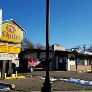 a view of the outside of a restaurant