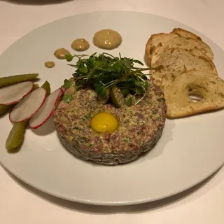 Beef Tartare*