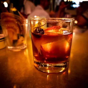 oysters and mussels, drink