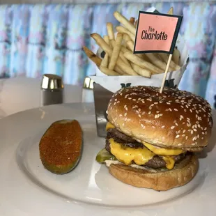 Cheeseburger 9.5/10!