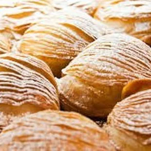 Sfogliatella (6 Pieces)