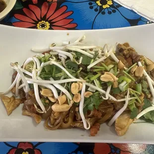 Chicken Pad Thai Chicken