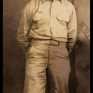 Ruben G.