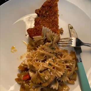 Good job on first try of Katy location- Louisiana pasta with lots of modifications. Pasta also has enough sauce and isn&apos;t dry.