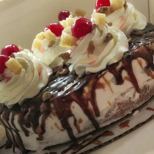 Banana Split Cheesecake