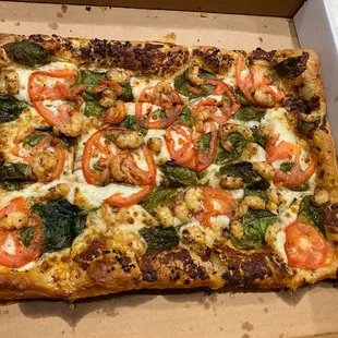Garlic shrimp - puff pastry crust