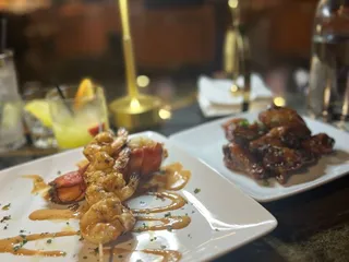 Capitaine Bar & Grill