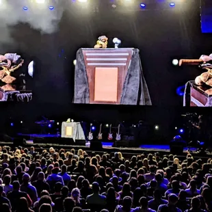 Adam Sandler &amp; Friends 12/10/22