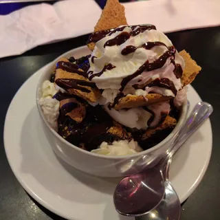 S'mores Brownie Sundae