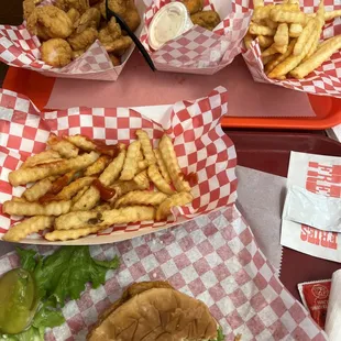 Chicken sandwitch &amp; Fries