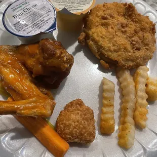 Corn nuggets, fried green tomato, seasoned fries, hot honey gold chicken wings