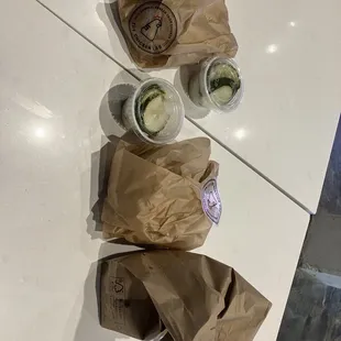 They didn't offer us a bag or a tray, so it was a bit of a handfull