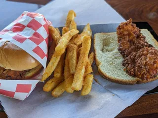 Khan's Hot Chicken
