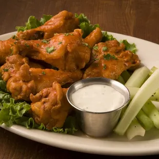 fried chicken, chicken wings and fried chicken, bbq chicken, bbq wings, fried chicken wings, chicken, chicken wings, poultry, food