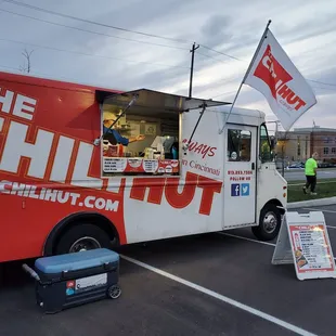 a food truck parked in a parking lot