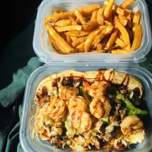 Philly cheesesteak and prawn hoagie with Cajun fries (20)