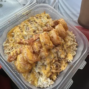 Garlic Crab, Shrimp &amp; Garlic Noodles